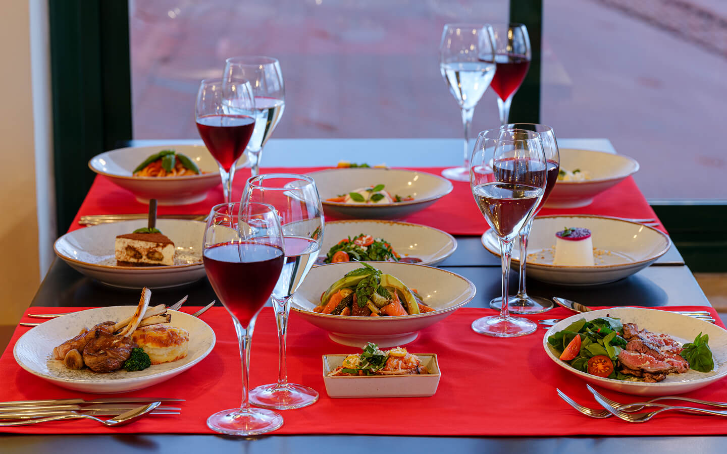ıc-green-palace-gastronomi-cavalli-italian-restaurant-banner.jpg
