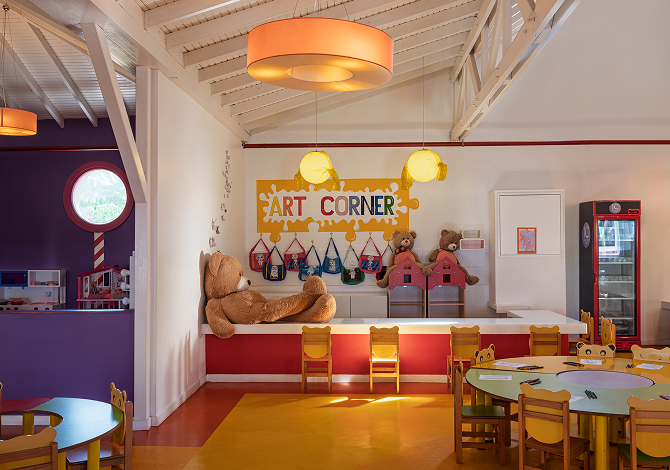 IC-hotels-santai-family-resort-mini-club-groovy-card.jpg
