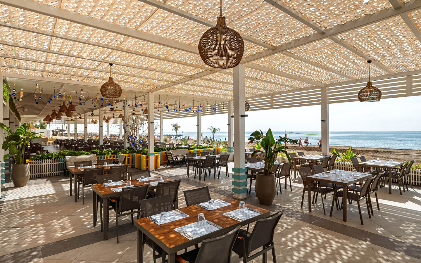 IC-hotels-santai-family-resort-gastronomi-snack-restoran-banner.jpg
