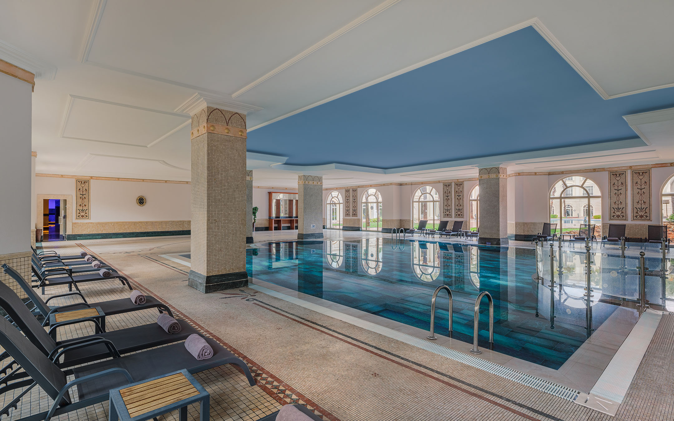 ic-airport-indoor-pool-banner-d.jpg