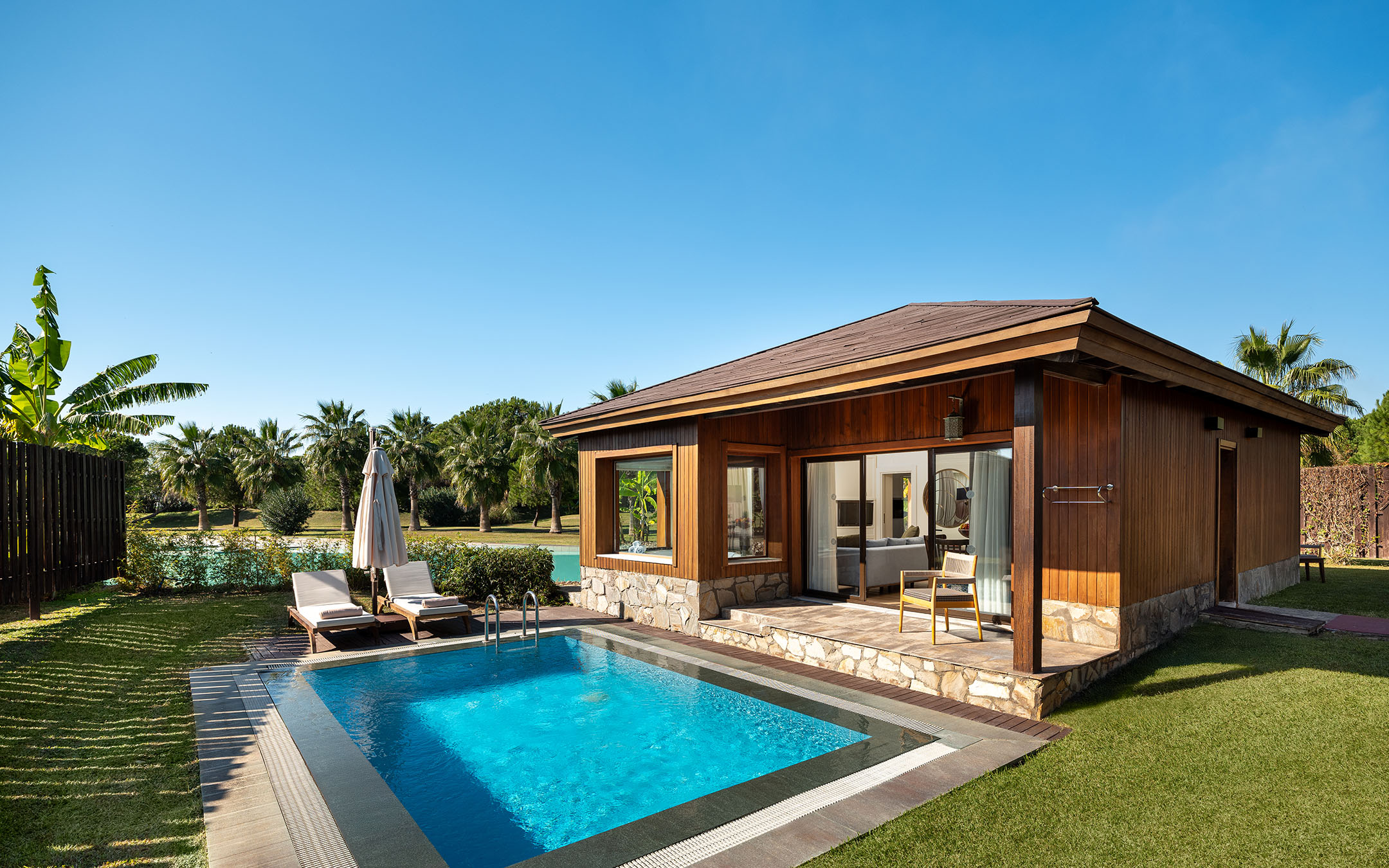 ic-hotels-villas-beach-villas-banner-d.jpg